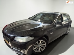 BMW 5-serie Touring - 520i Business Xenon NAVI LED