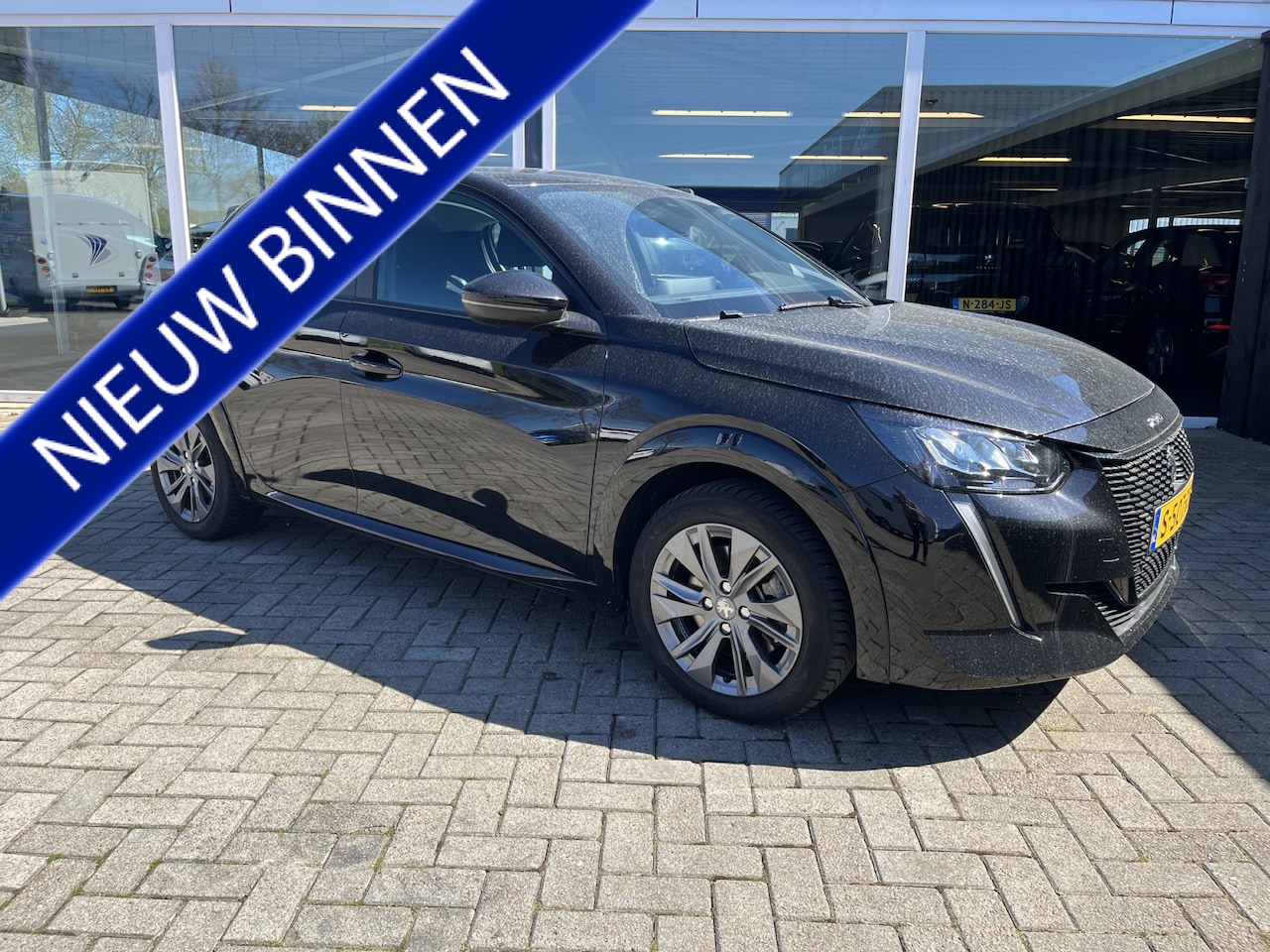 Peugeot e-208 - EV Active Pack 50 kWh Led / Cruise /Lmv / Airco / Cruise / Carplay - AutoWereld.nl