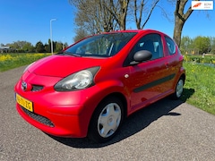 Toyota Aygo - 1.0-12V +|automaat|elektrische ramen|