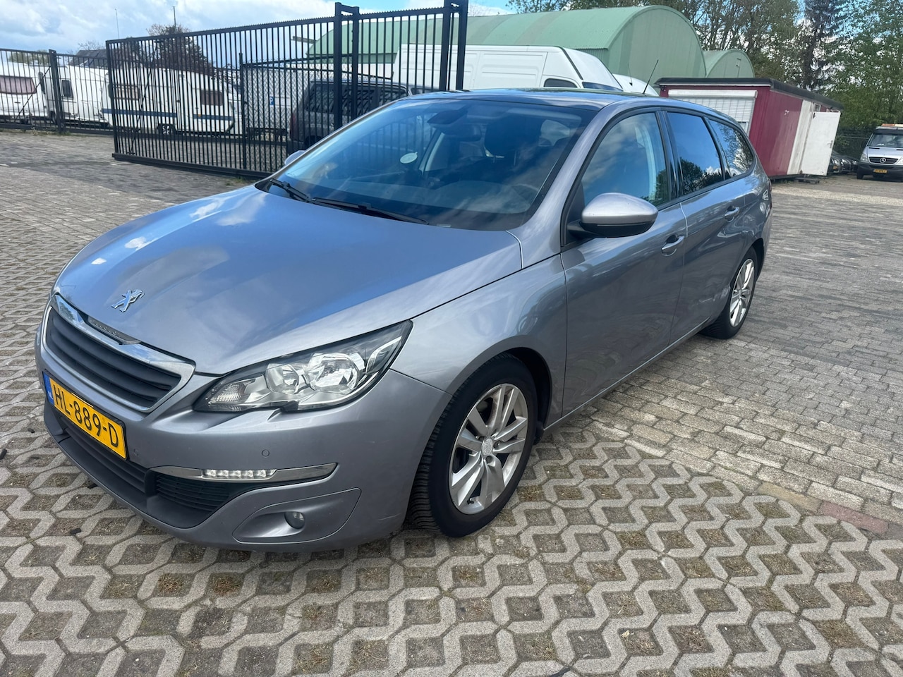 Peugeot 308 SW - 1.6 BlueHDI Blue Lease Executive Pack 1.6 BlueHDI Blue Lease Executive Pack - AutoWereld.nl