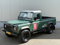 Land Rover Defender 110 - 2.5 TD5 HCPU 2 Persoons Pick Up LED Navigatie Bluetooth Stuurbekrachtiging