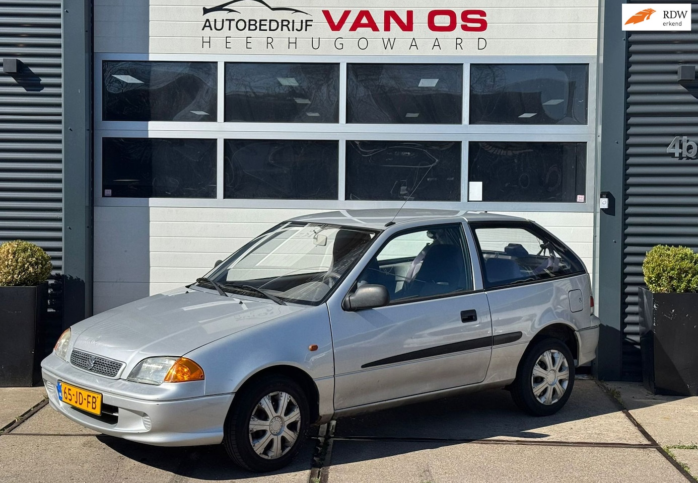 Suzuki Swift - 1.3-16V Summum l Automaat l Apk 2027 l Stuurbekrachting l CV - AutoWereld.nl
