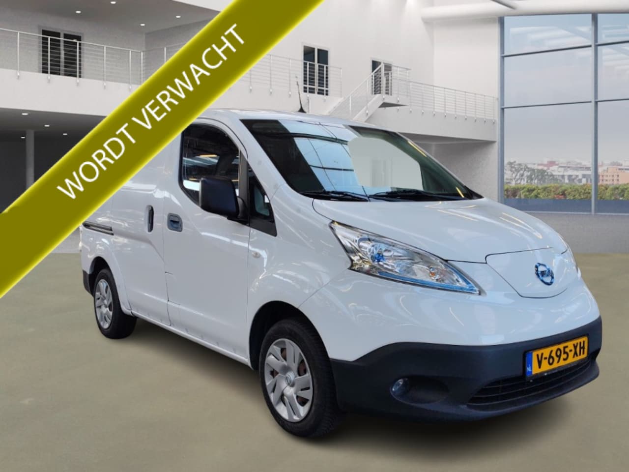 Nissan e-NV200 - Business 40 kWh Airco | Cruise | Camera | Navi - AutoWereld.nl