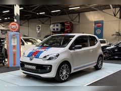 Volkswagen Up! - 1.0 High up 67DKM Cruise Airco Navi