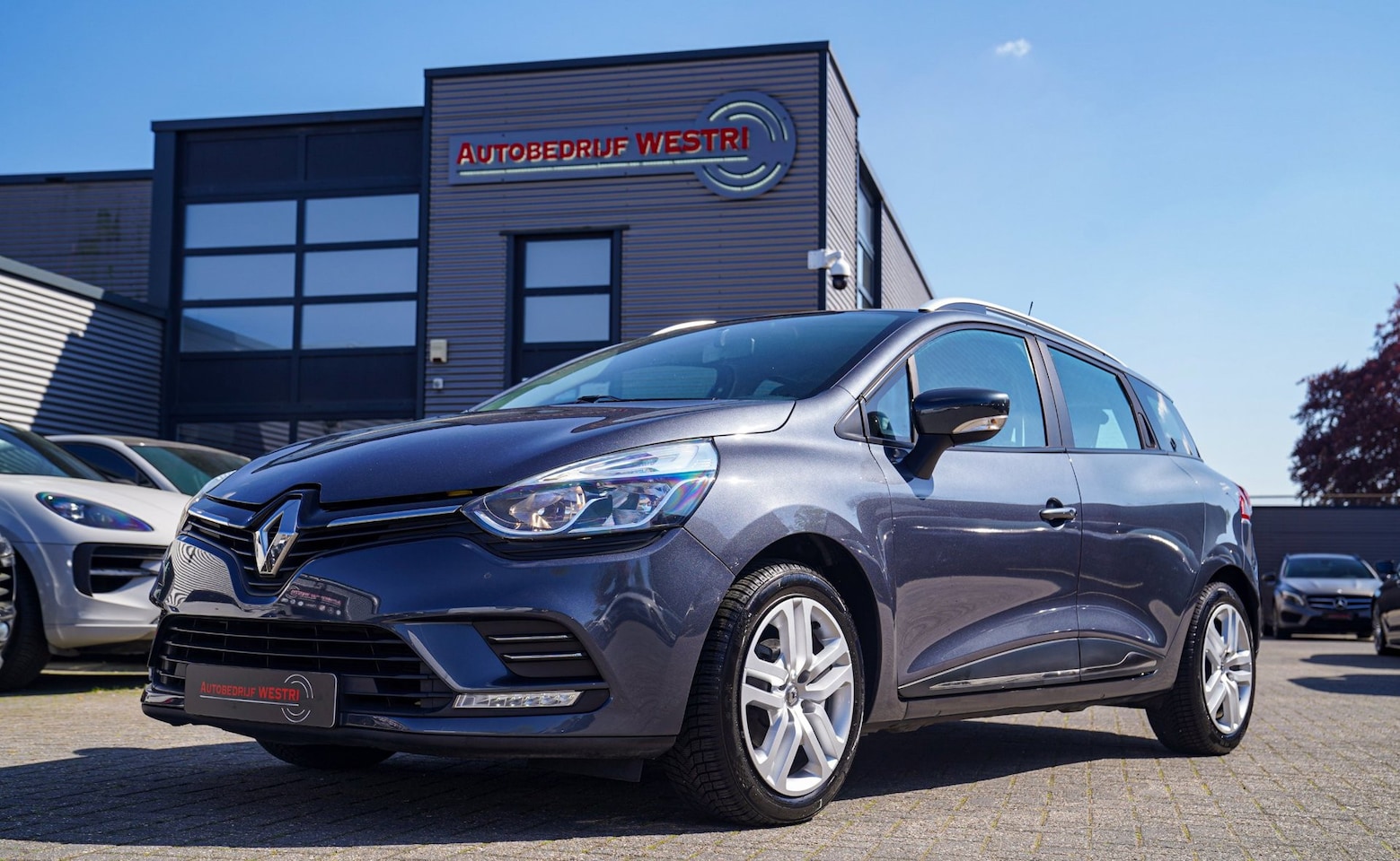 Renault Clio Estate - 0.9 TCe Zen | Bass Reflex Sound System | Cruise Control | Navigatie - AutoWereld.nl