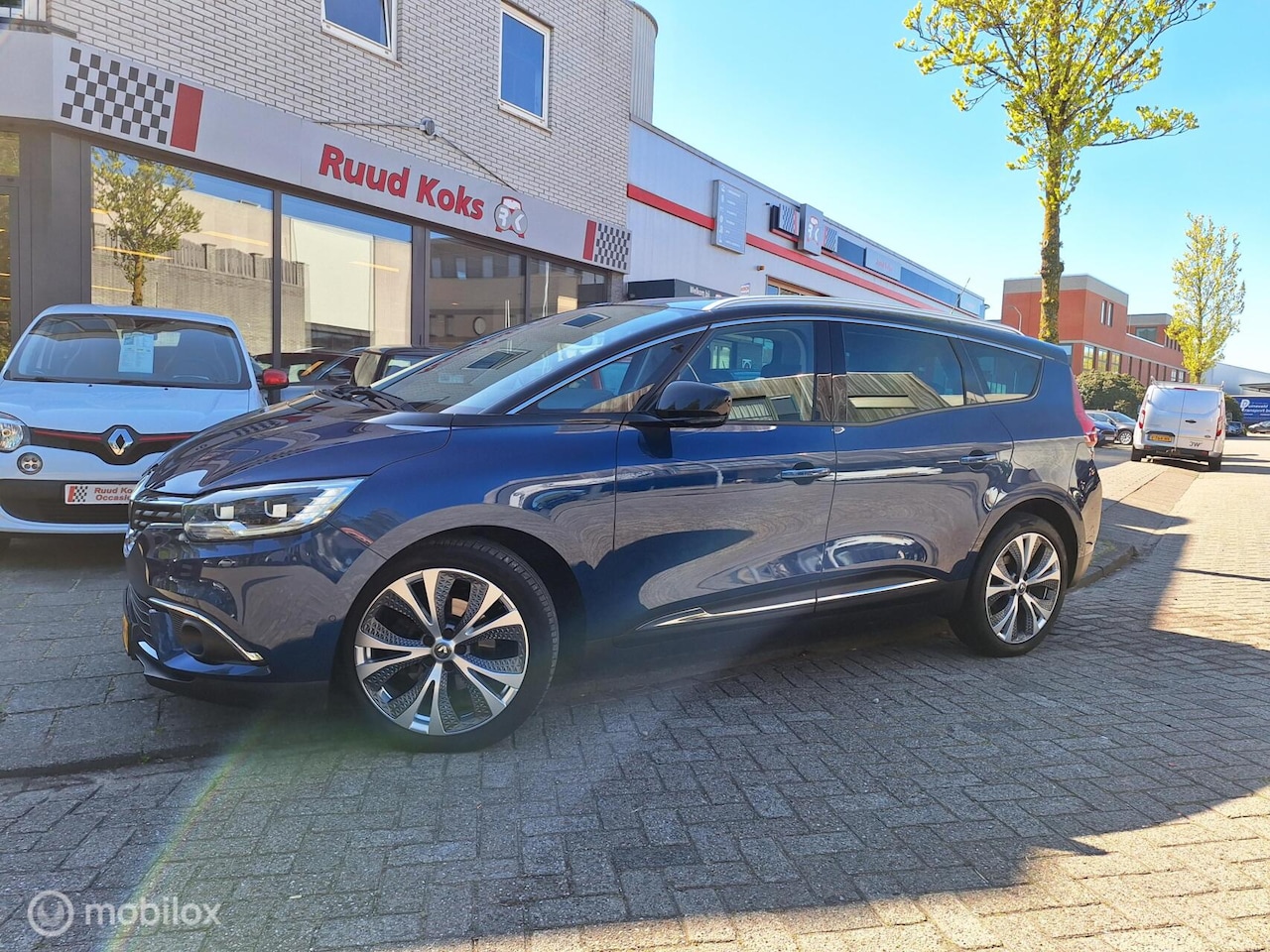 Renault Grand Scénic - 1.2 TCe COLLECTION / 1e Eigenaar / - AutoWereld.nl