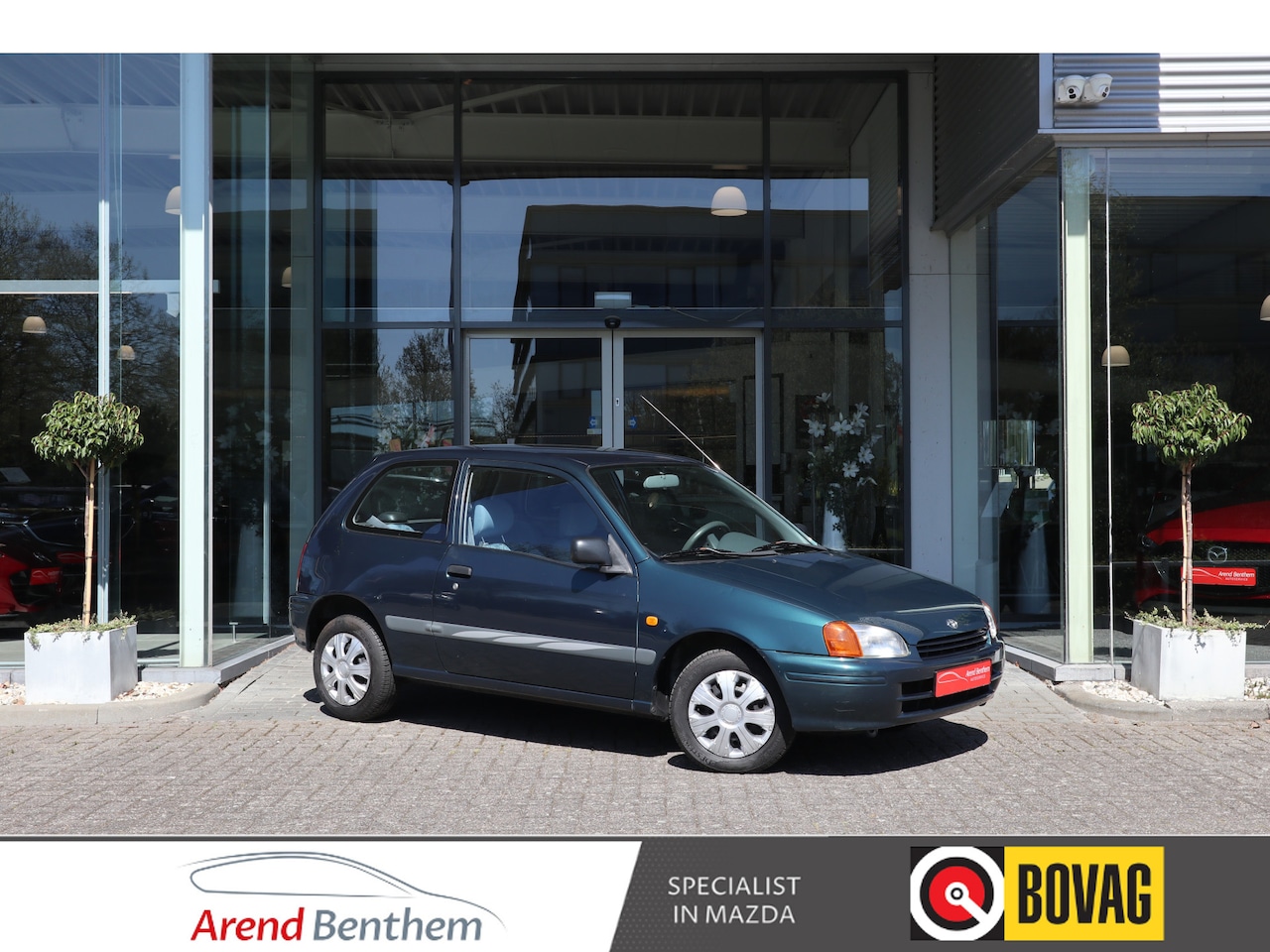Toyota Starlet - 1.3-16V XLi 1.3-16V XLi - AutoWereld.nl