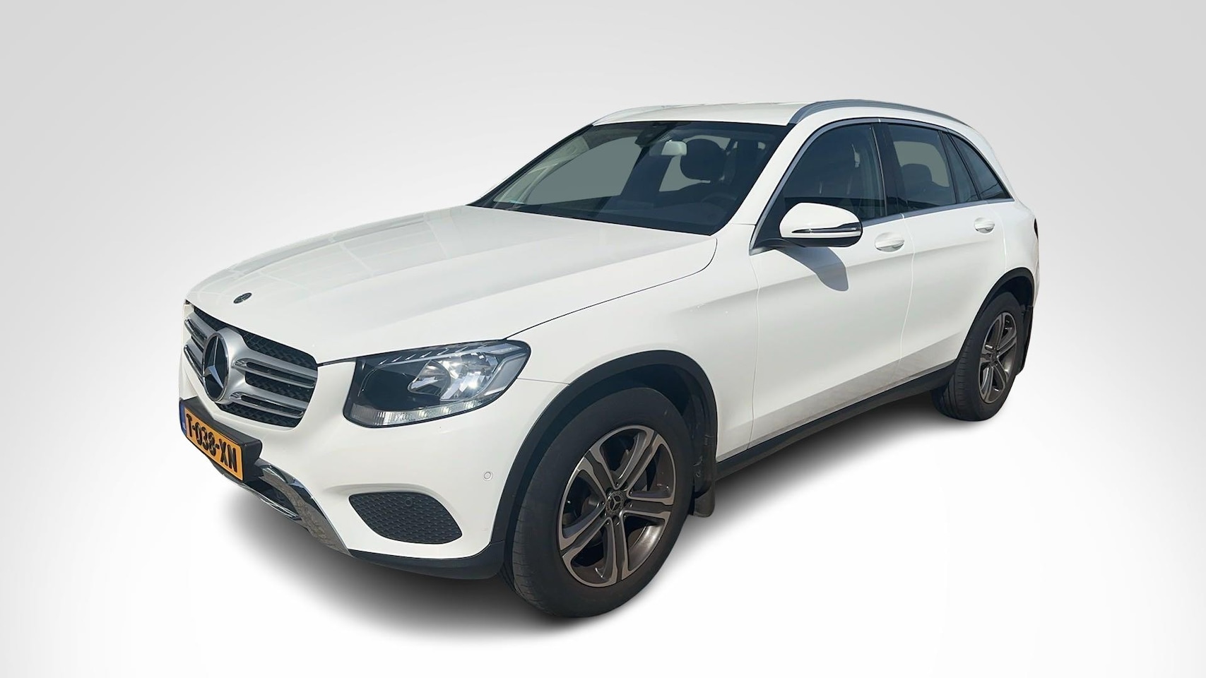 Mercedes-Benz GLC-klasse - GLC 250 Automaat 4MATIC | Chroompakket Exterieur | Parktronic | Stoelverwarming | Spiegelp - AutoWereld.nl