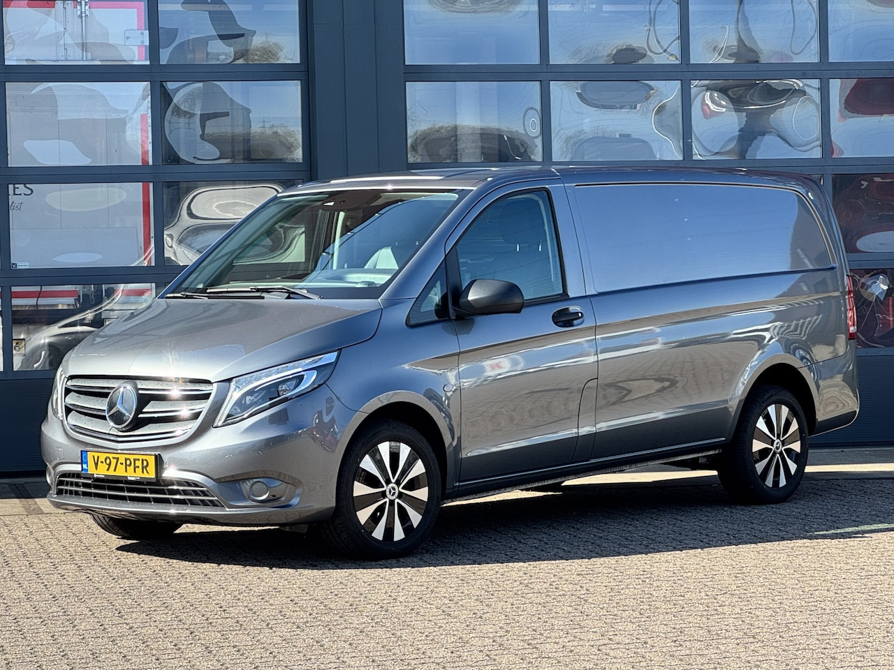 Mercedes-Benz Vito - 119 L2 | LED | Standverwarming | Trekhaak | Certified 12 mnd garantie - AutoWereld.nl