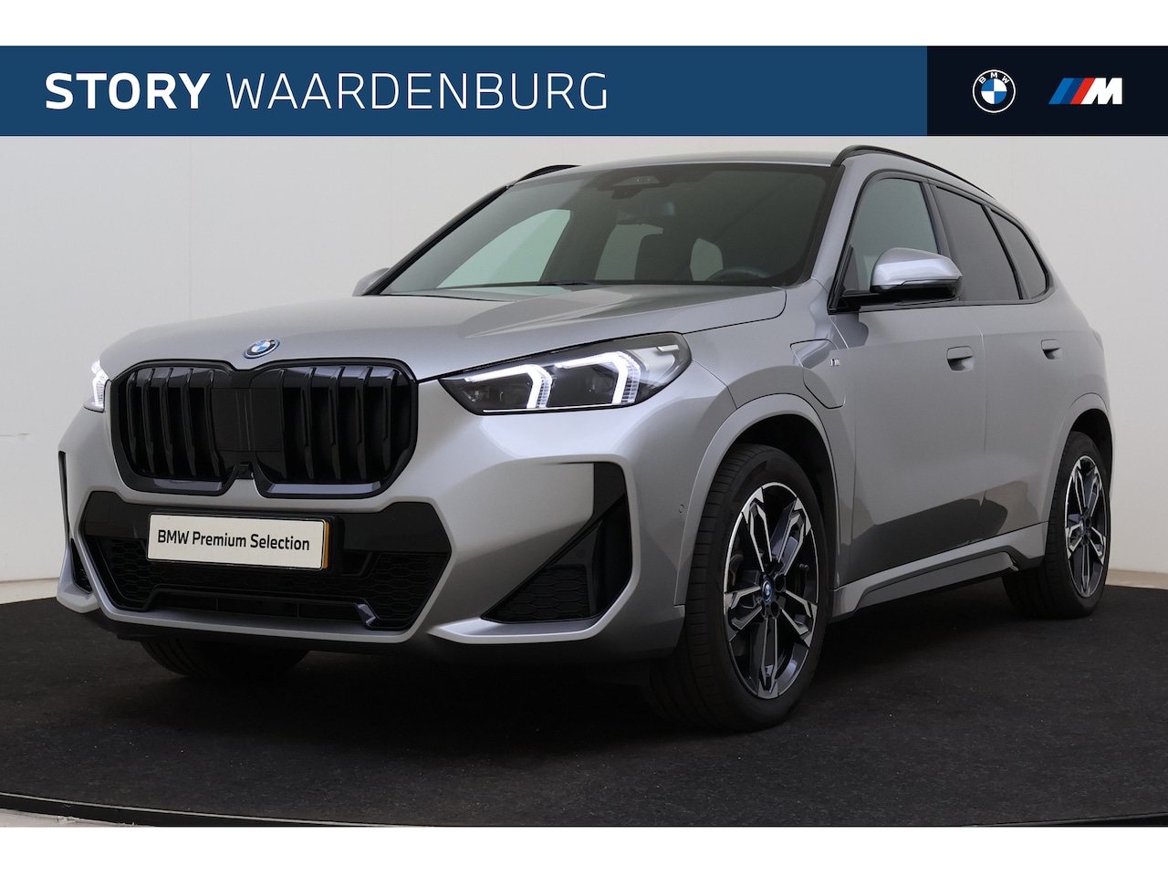 BMW X1 - xDrive25e M Sport Automaat / Sportstoelen / Comfort Access / Head-Up / Harman-Kardon / Sto - AutoWereld.nl