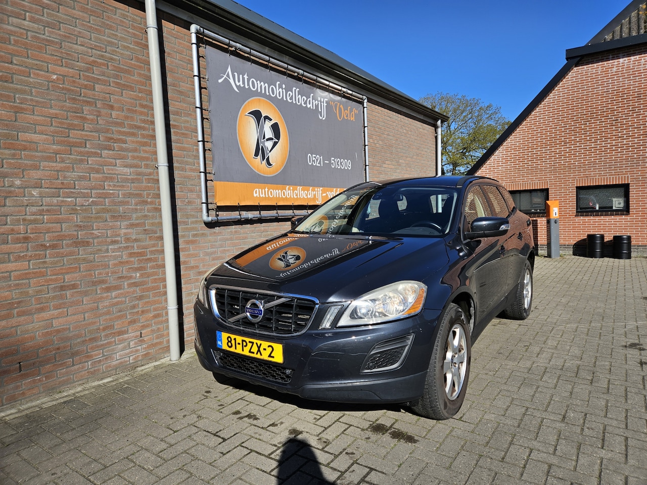 Volvo XC60 - 2.0T Kinetic - AutoWereld.nl