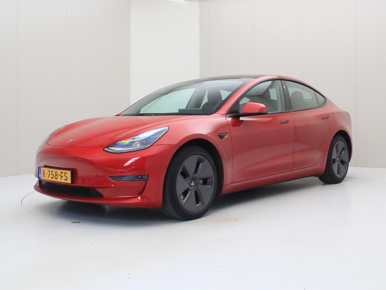 Tesla Model 3 - Long-Range AWD 351pk 75 kWh 88% SoH FACELIFT [ WARMTEPOMP+AUTOPILOT+620KM WLTP+PREMIUM ] - AutoWereld.nl