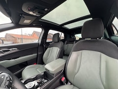 Kia Sportage - 1.6 T-GDi Plug-in Hybrid 4WD Dark Edition