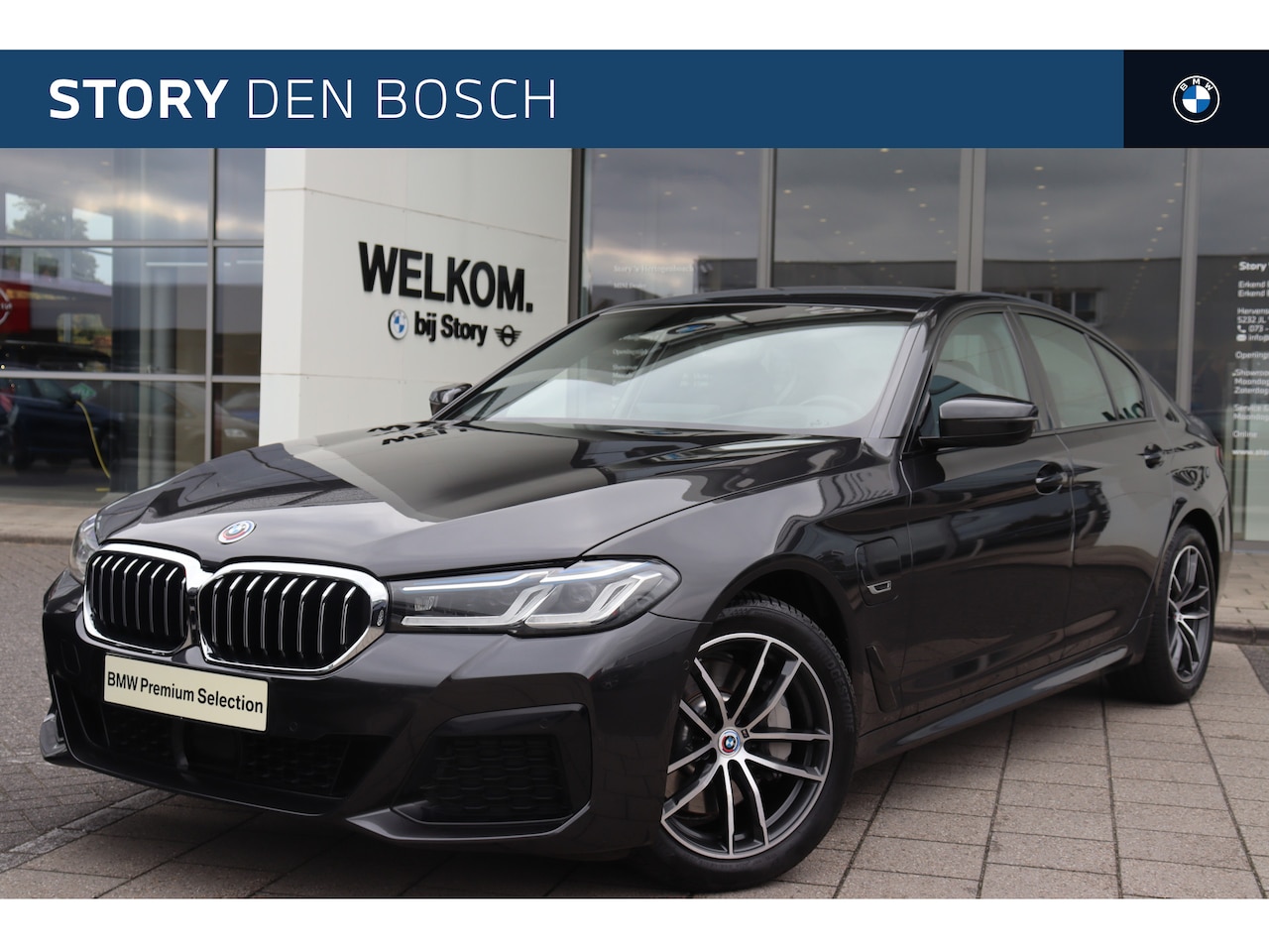 BMW 5-serie - 530e High Executive M Sport Automaat / Sportstoelen / Laserlight / Achteruitrijcamera / Co - AutoWereld.nl