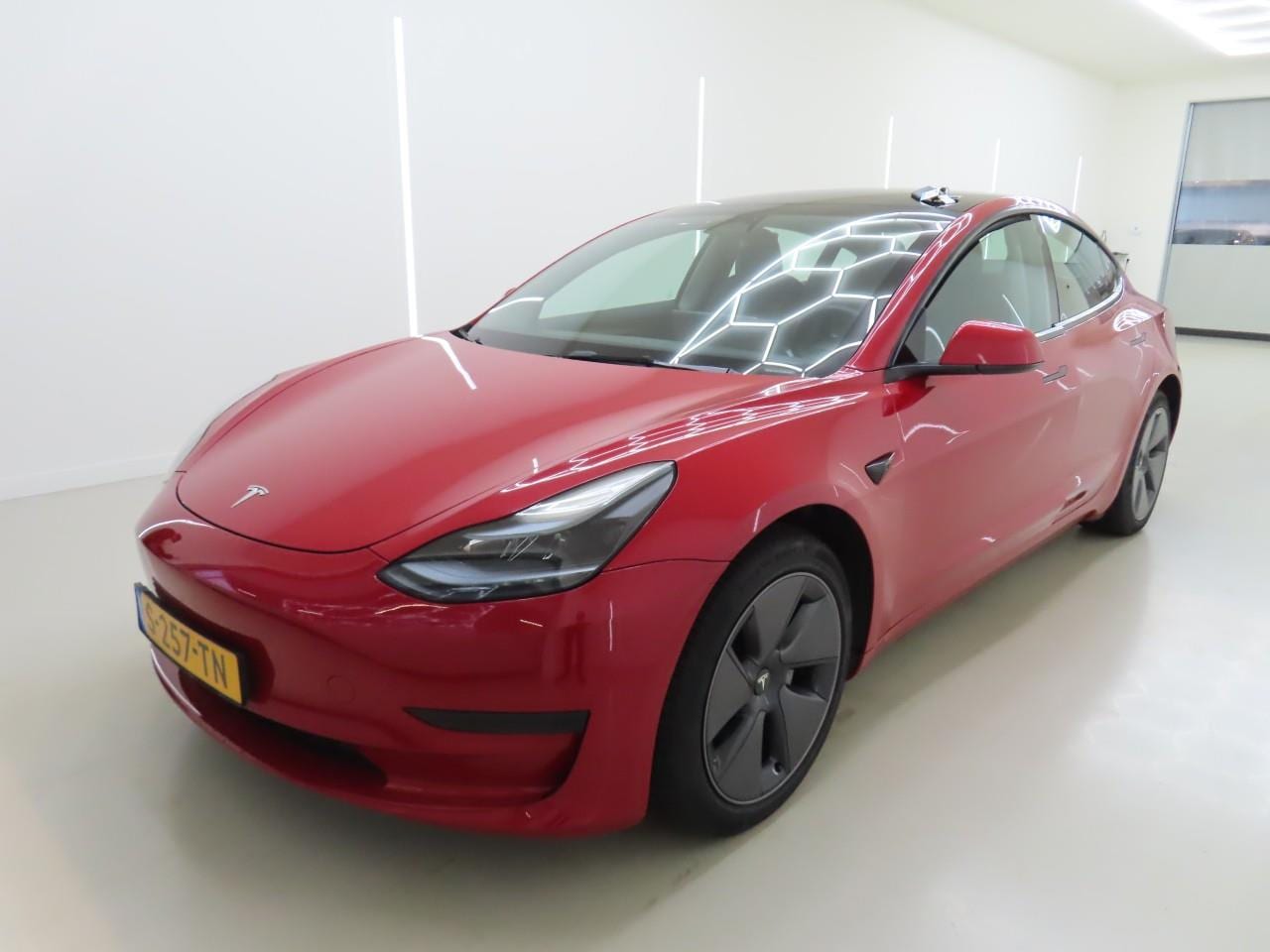 Tesla Model 3 - Standard RWD Plus UPGRADE 90,4% SoH [ AMD RYZEN+LFP-ACCU+AUTOPILOT+60 kWh+PREMIUM AUDIO ] - AutoWereld.nl