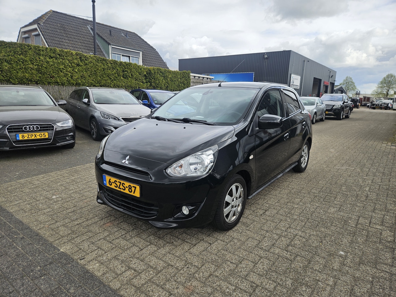 Mitsubishi Space Star - 1.0 Intense 1.0 Intense - AutoWereld.nl