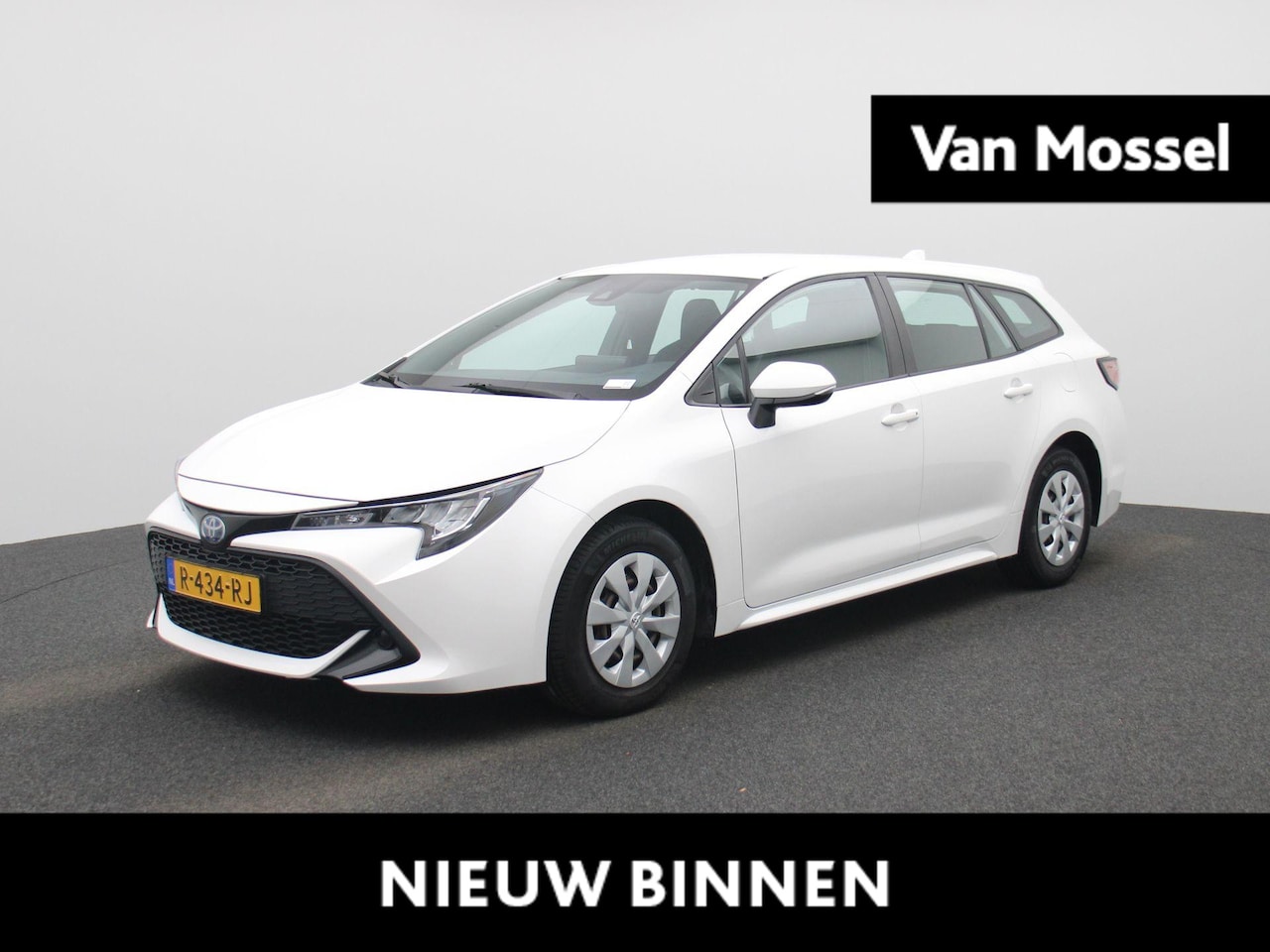 Toyota Corolla Touring Sports - 1.8 Hybrid Comfort | Automaat | Climate Control | Achteruitrijcamera | Parkeersensoren | - AutoWereld.nl