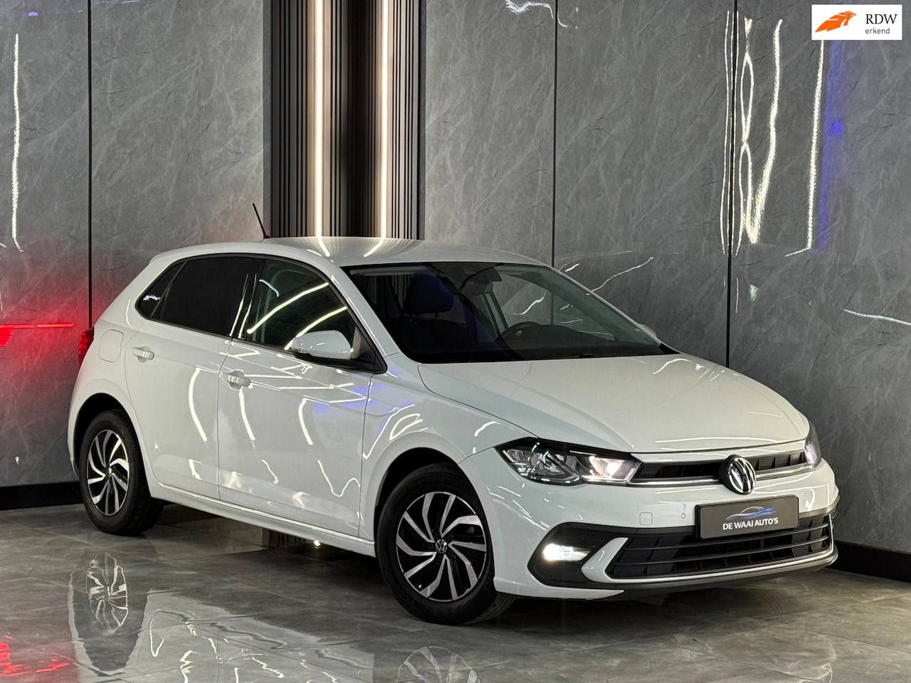Volkswagen Polo - 1.0 TSI Life Business Automaat |Camera |Lane Assist |Led |2e Eignr |Virtual |Navi |Cruise - AutoWereld.nl