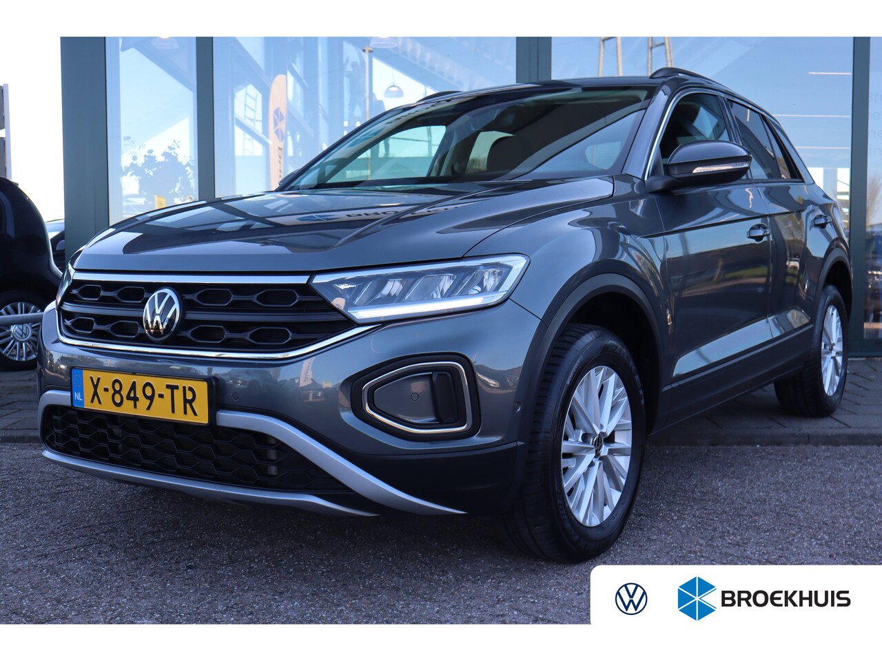 Volkswagen T-Roc - 1.5 TSI Life Business 149PK | Apple Carplay/Android Auto|telefoonintegratie premium | Navi - AutoWereld.nl