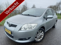 Toyota Auris - 1.6-16V Dynamic