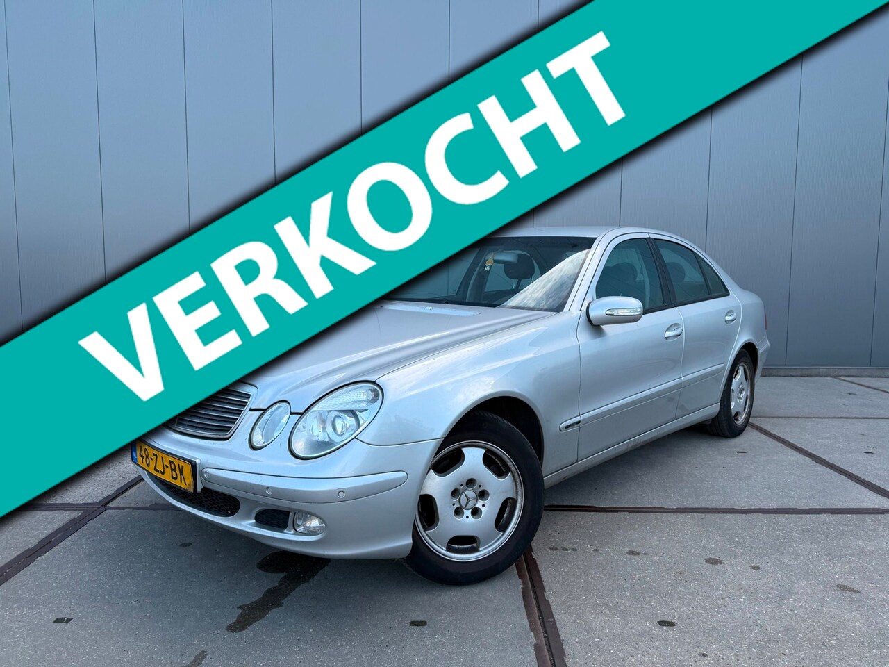Mercedes-Benz E-klasse - 240 Classic | Export | Lees tekst - AutoWereld.nl