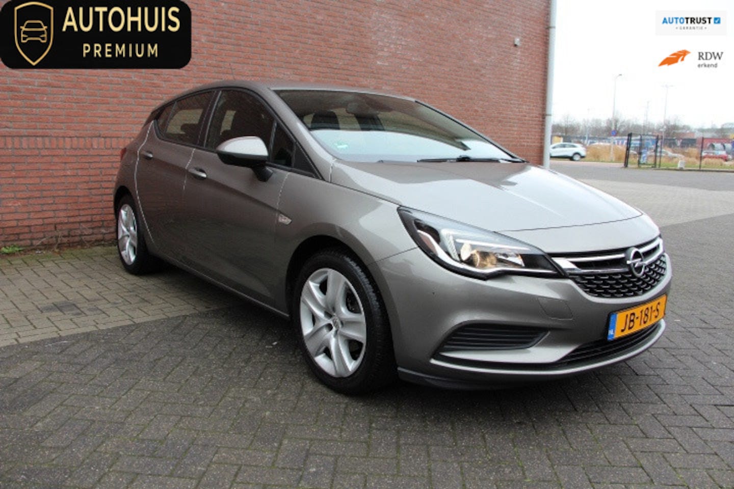 Opel Astra - 1.0 eco Flex 105pk Edition Trekhaak Airco - AutoWereld.nl