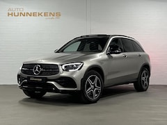 Mercedes-Benz GLC-klasse - 300e 4MATIC AMG | Trekhaak | Open dak | Camera | Stoelverwarming | Memory | Cruise control