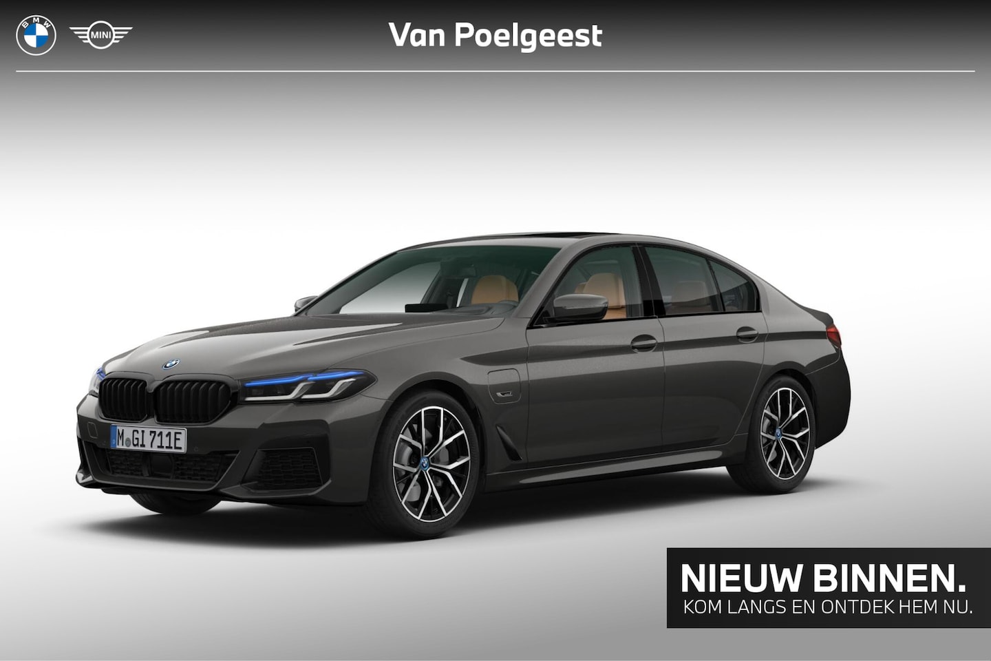 BMW 5-serie - Sedan 530e High Executive M-Sport / Driving Assistant Professional / Glazen Schuifdak / La - AutoWereld.nl