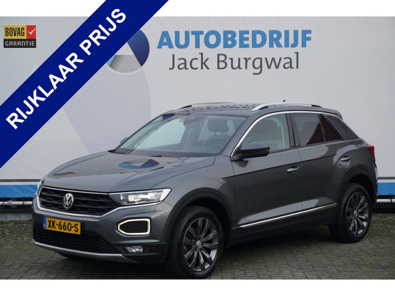 Volkswagen T-Roc - 1.5 TSI DSG Sport Trekhaak | Digital dashboard | PDC *All in prijs* - AutoWereld.nl