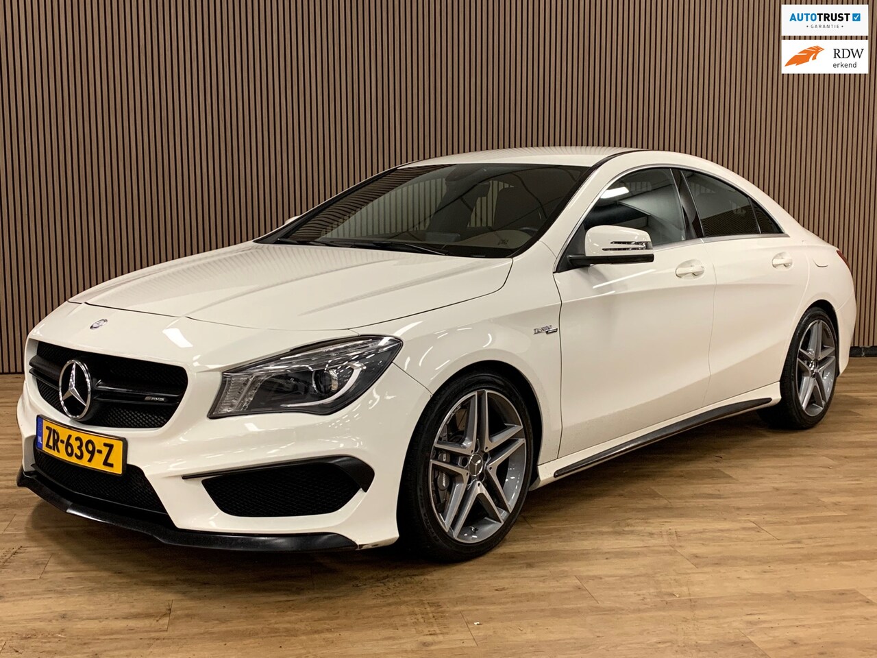 Mercedes-Benz CLA-Klasse - AMG 45 4MATIC Edition 1|Camera|97000KM|Navigatie| - AutoWereld.nl