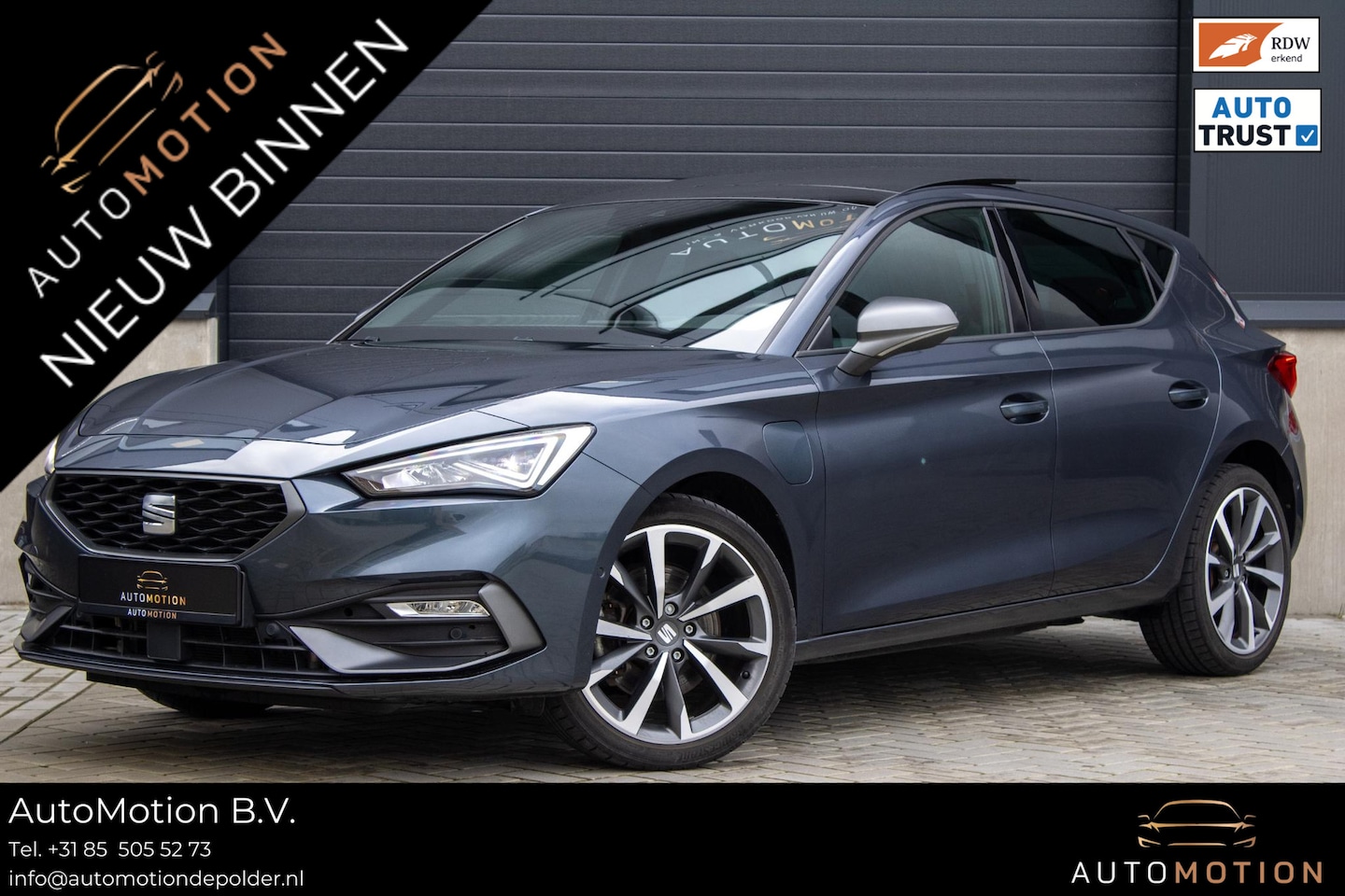 SEAT Leon - 1.4 TSI eHybrid PHEV FR Business Intense PANO MEMORY CAMERA SFEERVERLICHTING - AutoWereld.nl