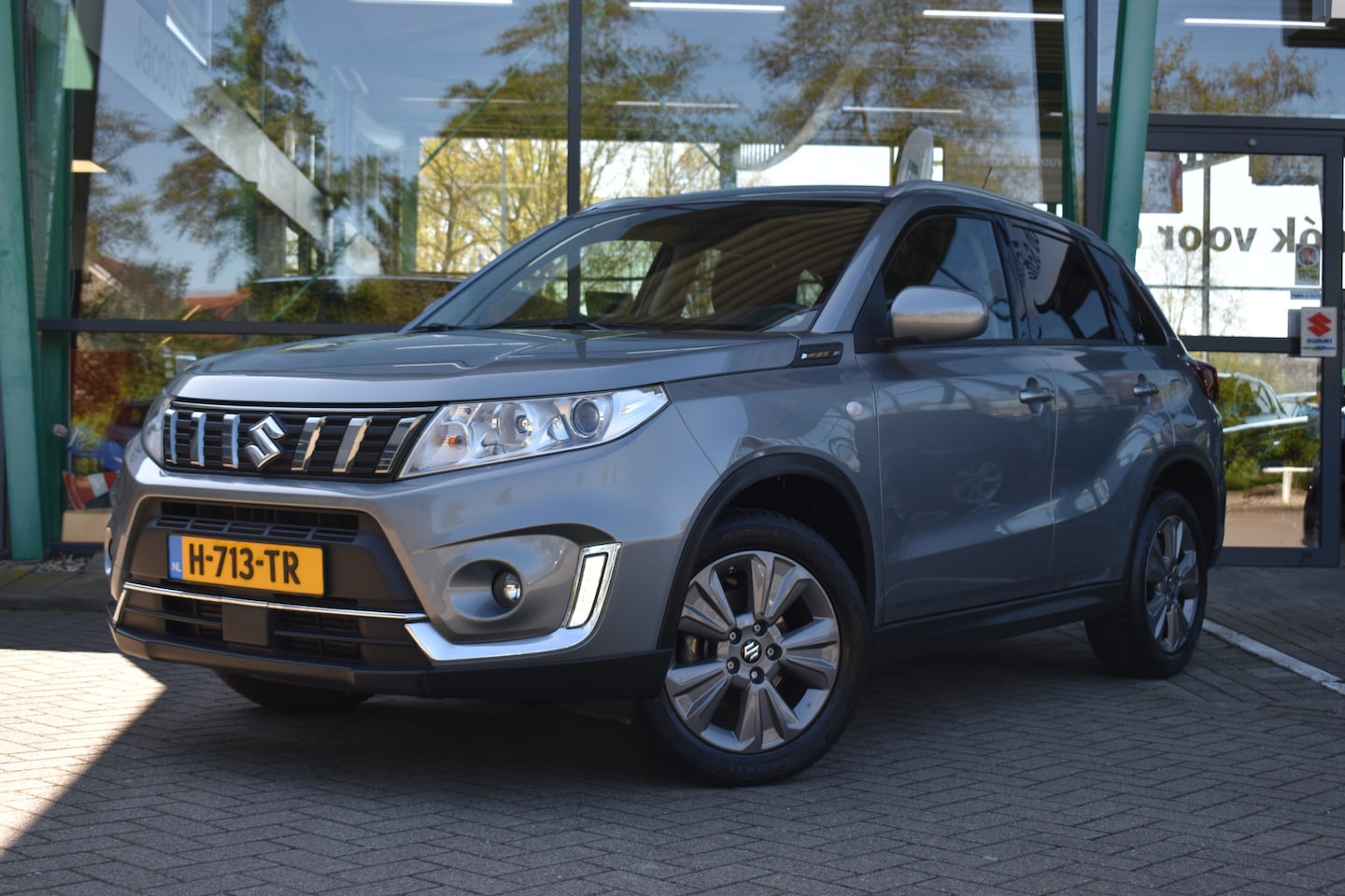 Suzuki Vitara - 1.0 Boosterjet Select 112pk | Cruise Control | Climate Control | Achteruitrijcamera | - AutoWereld.nl