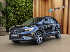 Volvo XC40 - 2.0 B4 Plus Dark | Trekhaak | Harman/Kardon | Pilot Assist | Memory