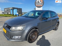Volkswagen Polo - 2011 * 1.2 Easyline * 5 DRS * AIRCO * ELEC. RAMEN * NIEUWE APK