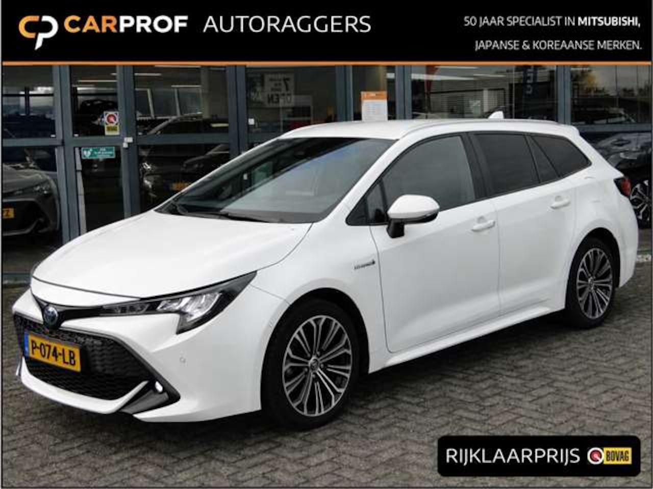 Toyota Corolla Touring Sports - 1.8 Hybrid Dynamic | Trekhaak | Led | All-season | Adaptief | Privacy - AutoWereld.nl
