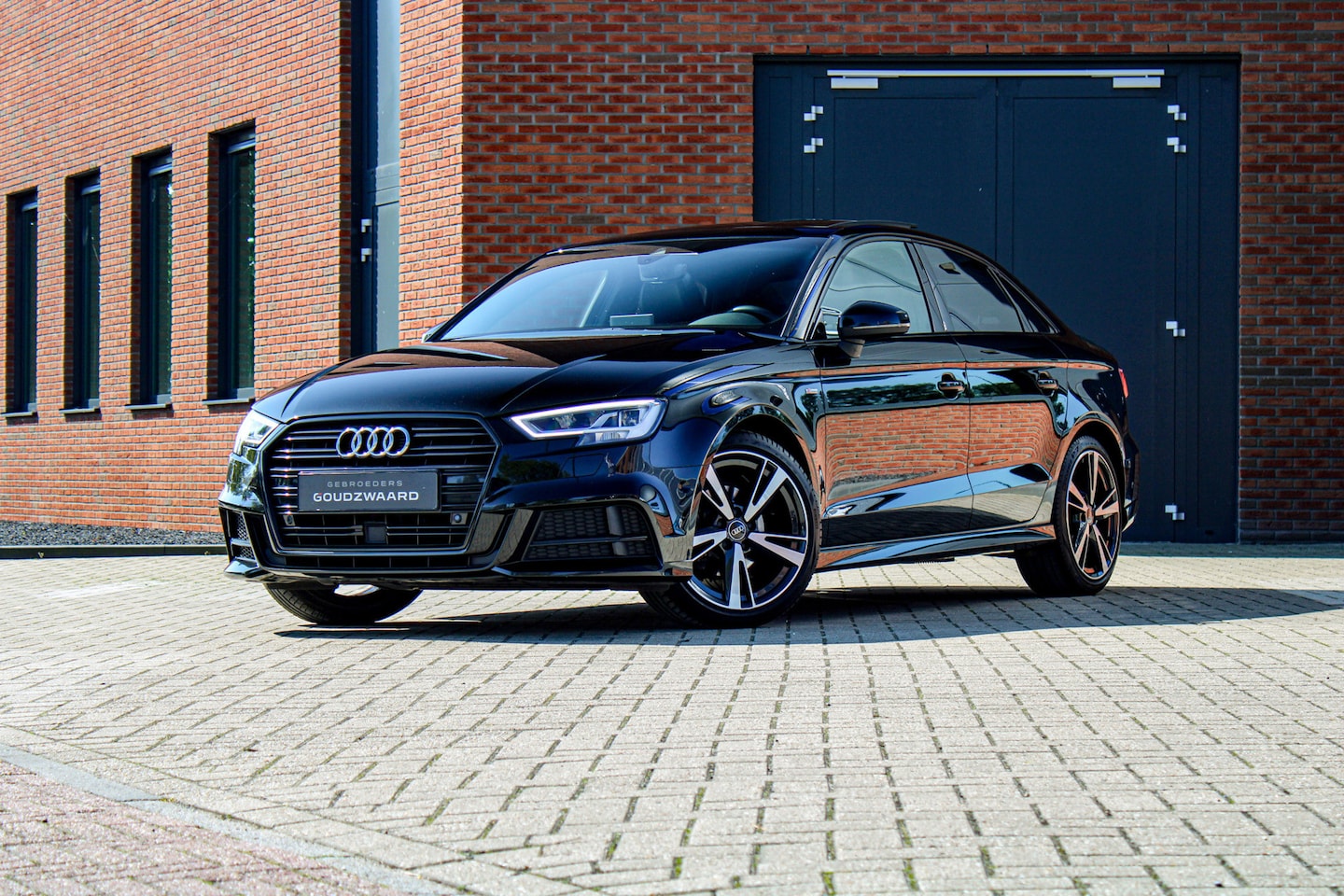 Audi A3 Limousine - 1.4 TFSI 3x S-line | Pano | B&O | Camera | Keyless | Leder | ACC | Elek. stoelen - AutoWereld.nl