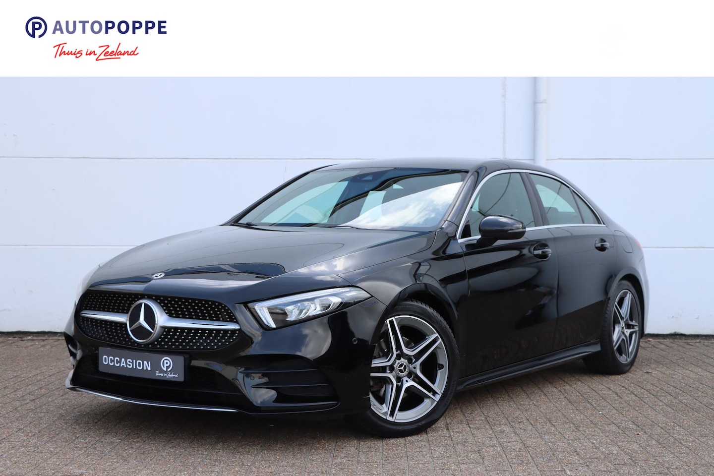 Mercedes-Benz A-klasse - 180 Business Solution AMG 136pk | Stoel Verwarming | Camera | Navi - AutoWereld.nl