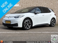 Volkswagen ID.3 - First 58 kWh | € 9.850, - NETTO | Stoel/stuurverwarming | Climate | Cruise | Navi | PDC |