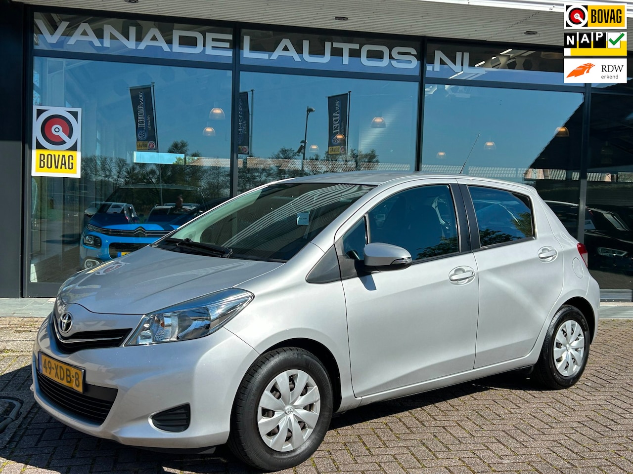Toyota Yaris - 1.0 VVT-i Aspiration 5Drs Airco Camera NAP NL-Auto Dealeronderhouden! - AutoWereld.nl