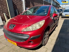 Peugeot 207 - 1.6-16V XT