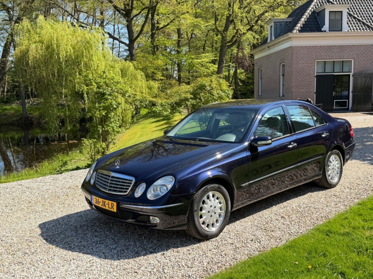 Mercedes-Benz E-klasse - 320 v6 ELEGANCE Automaat NL-auto 165.000km #TIJDLOOS - AutoWereld.nl