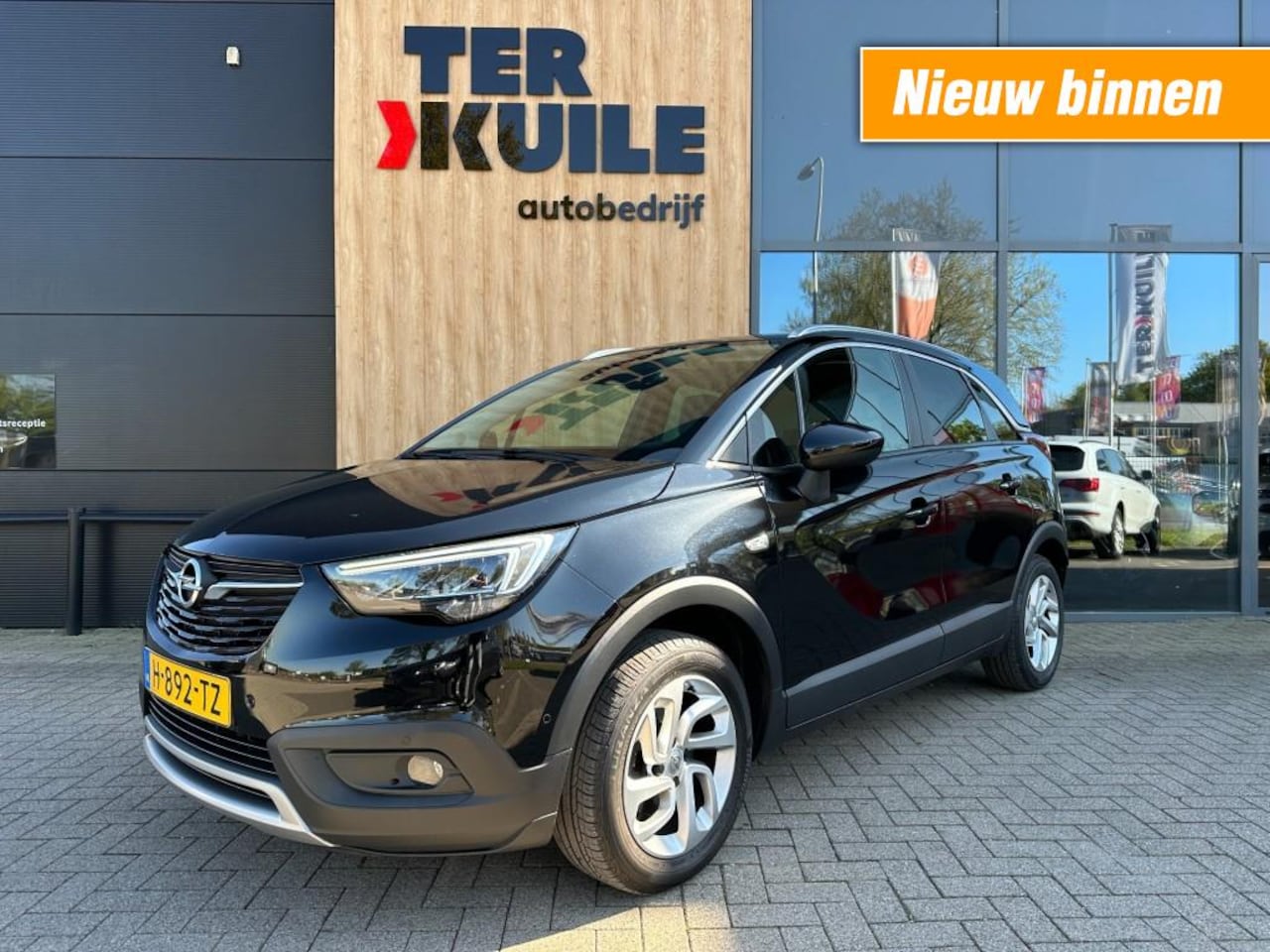 Opel Crossland X - 1.2 Turbo 130 Innovation / CarPlay / Camera - AutoWereld.nl