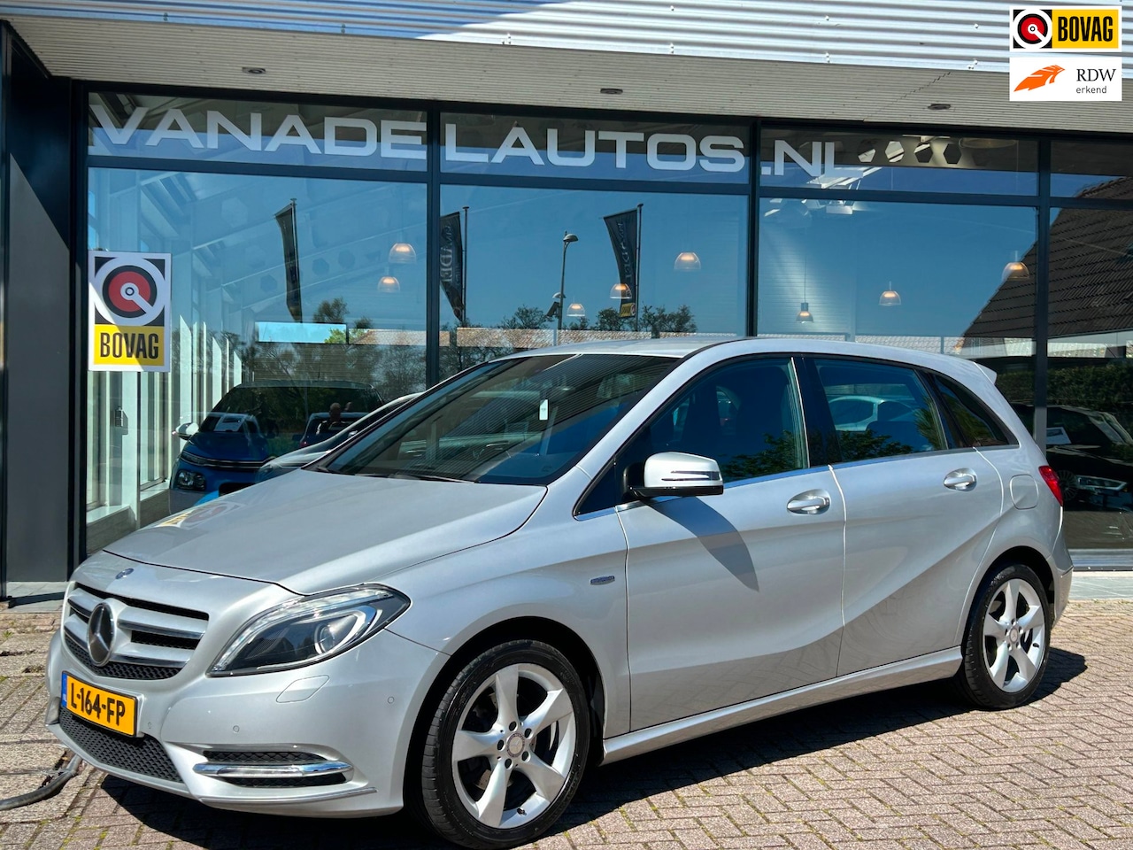 Mercedes-Benz B-klasse - 200 Xenon Navi Camera Park.Sens Cruise Trekhaak Dealeronderhouden! - AutoWereld.nl