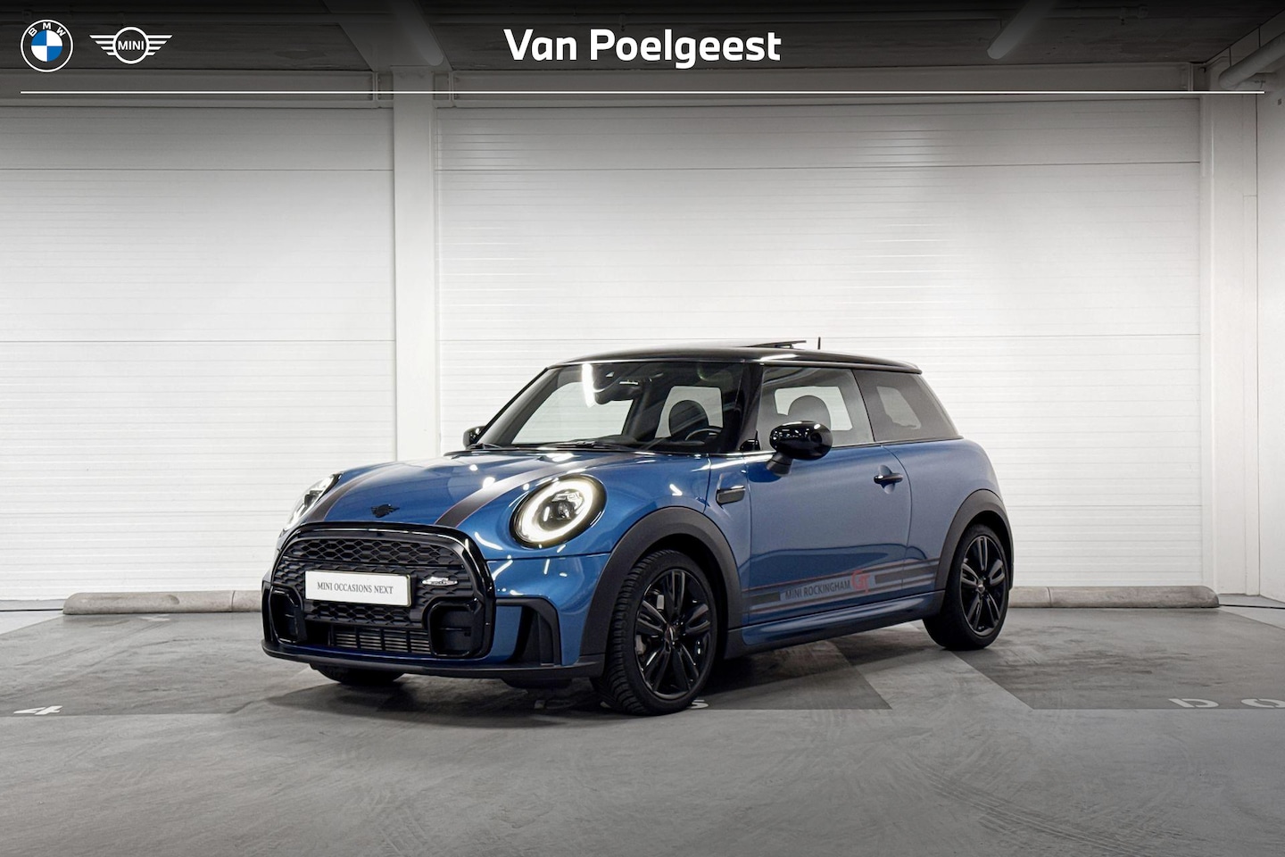 MINI Cooper - 3-Deurs Resolute Go Edition | Panoramadak | Stoelverwarming | Achteruitrijcamera - AutoWereld.nl