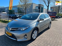 Toyota Auris - 1.8 Hybrid Aspiration - DEALER ONDERHOUDEN