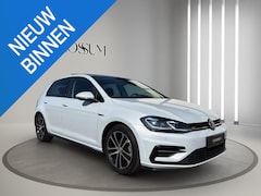 Volkswagen Golf - 1.5 TSI Highline Business R Pano | Stoel/Stuur verwarming | Led | Massage | 17"| Digitaal