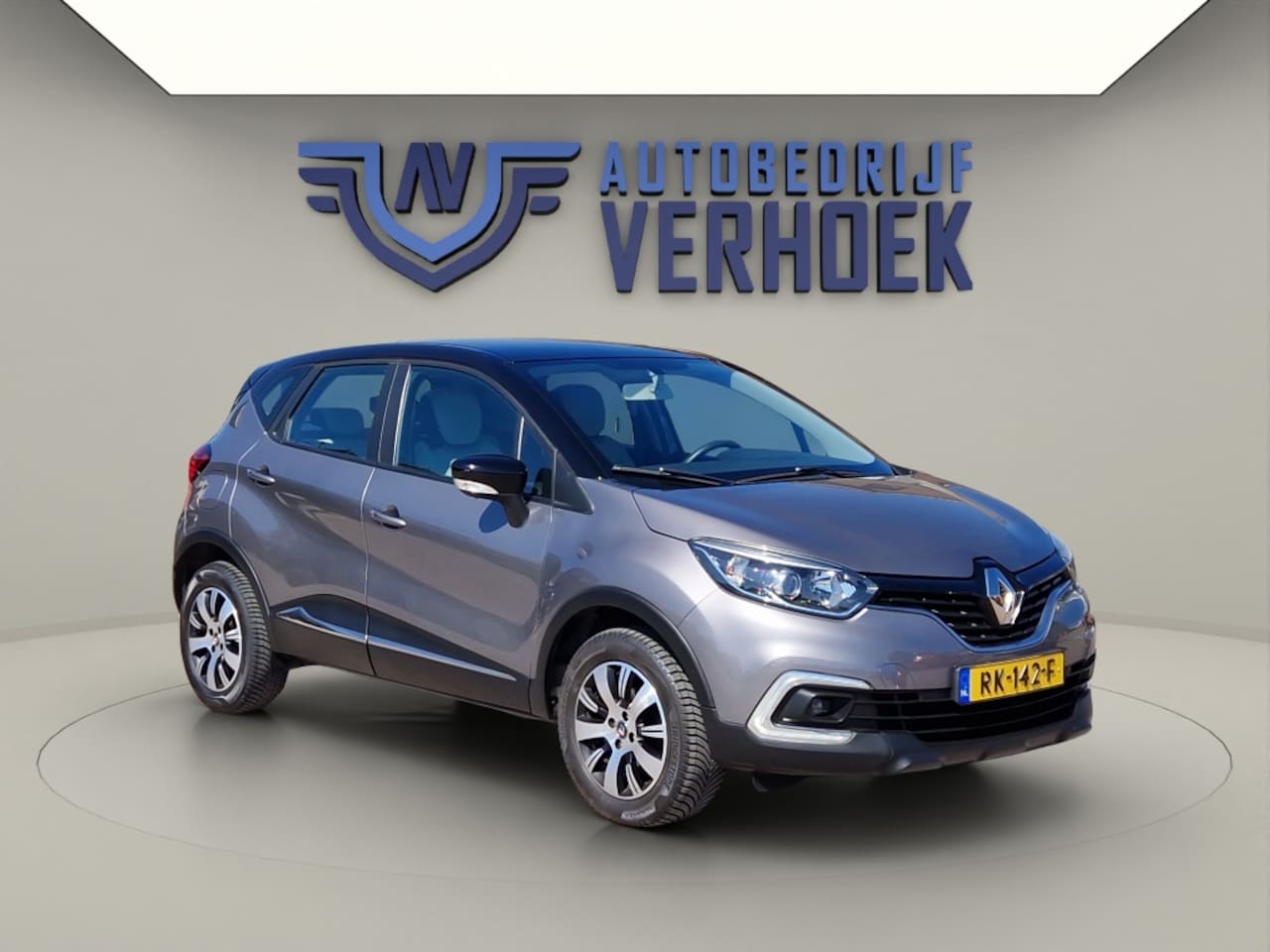 Renault Captur - 0.9 TCe Zen Navi - Lage kmstand - All Season Banden - AutoWereld.nl