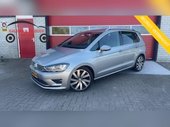 Volkswagen Golf Sportsvan - 1.4 TSI Highline AUTOMAAT / TREKHAAK / STOELVERW / XENON / CAMERA / NAVI / CLIMA / PDC / B