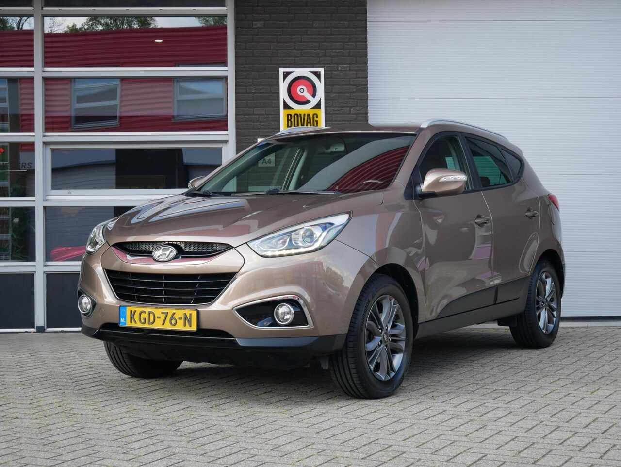 Hyundai ix35 - 2.0i i-Catcher Dealer onderhouden| Camera| Leder - AutoWereld.nl