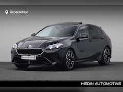 BMW 1-serie - 120 M-Sport Pro | 19 inch | Panoramadak | Head up | Stoel en stuur verwarming |